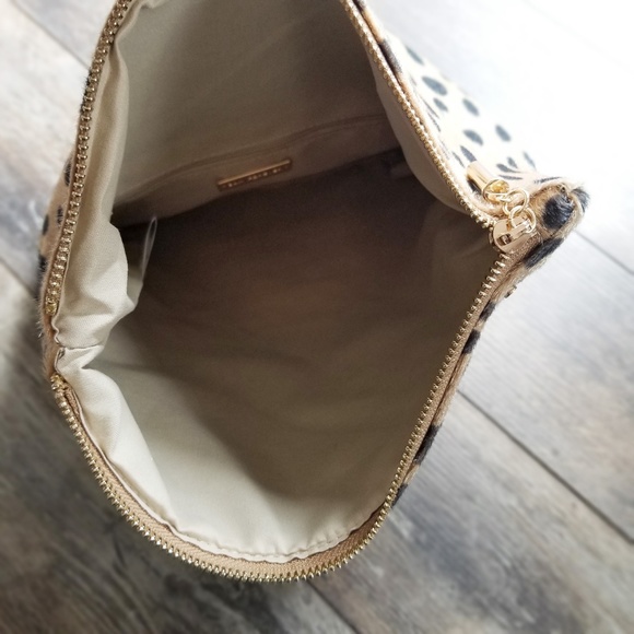 PRINCESS Faux Hide Cheetah Clutch Shoulder Bag - Picture 5 of 9